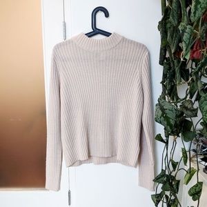 Light/millennial pink knit sweater